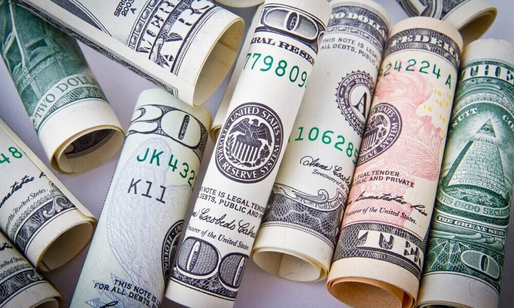 Dólar fecha cotado a R$ 5,58 após reunião do Banco Central