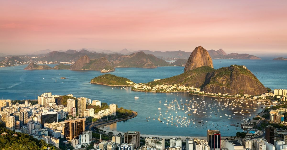 O Rio de Janeiro um dos estados com mais endividados. Fonte: Canva